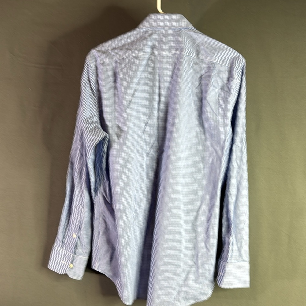 J.Crew Men's Blue Checkered Shirt size medium button-down - Picture 6 of 6